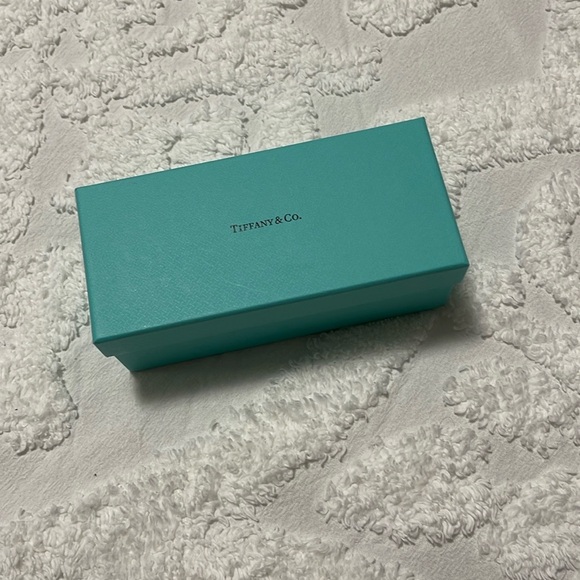 Bundle of Tiffany and Co. Boxes and Wrapping - Picture 10 of 11